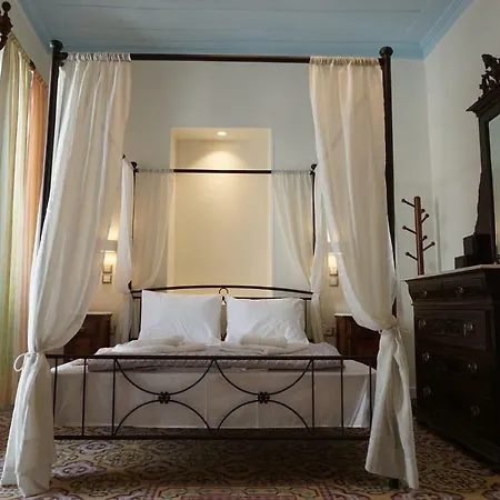 Vivian's Antique House Apartment *