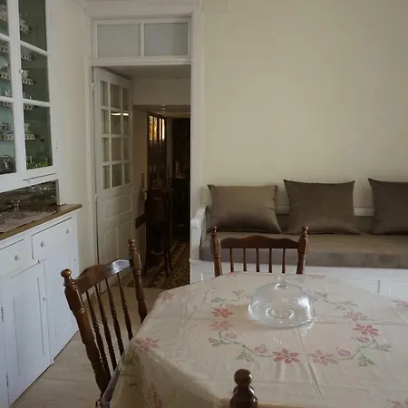 Vivian's Antique House