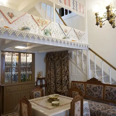 Vivian's Antique House * Karpathos Town (Pigadia)