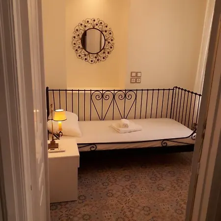 Apartment Vivian's Antique House Karpathos Town (Pigadia)